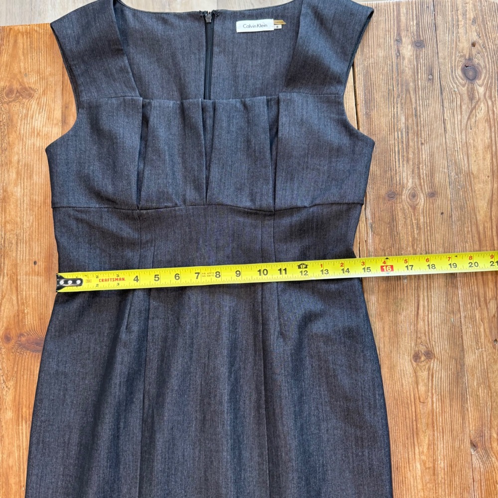 Calvin Klein Pleated Square Neck Minimalist Sheath Career Dress Charcoal 6 EUC - Picture 10 of 11